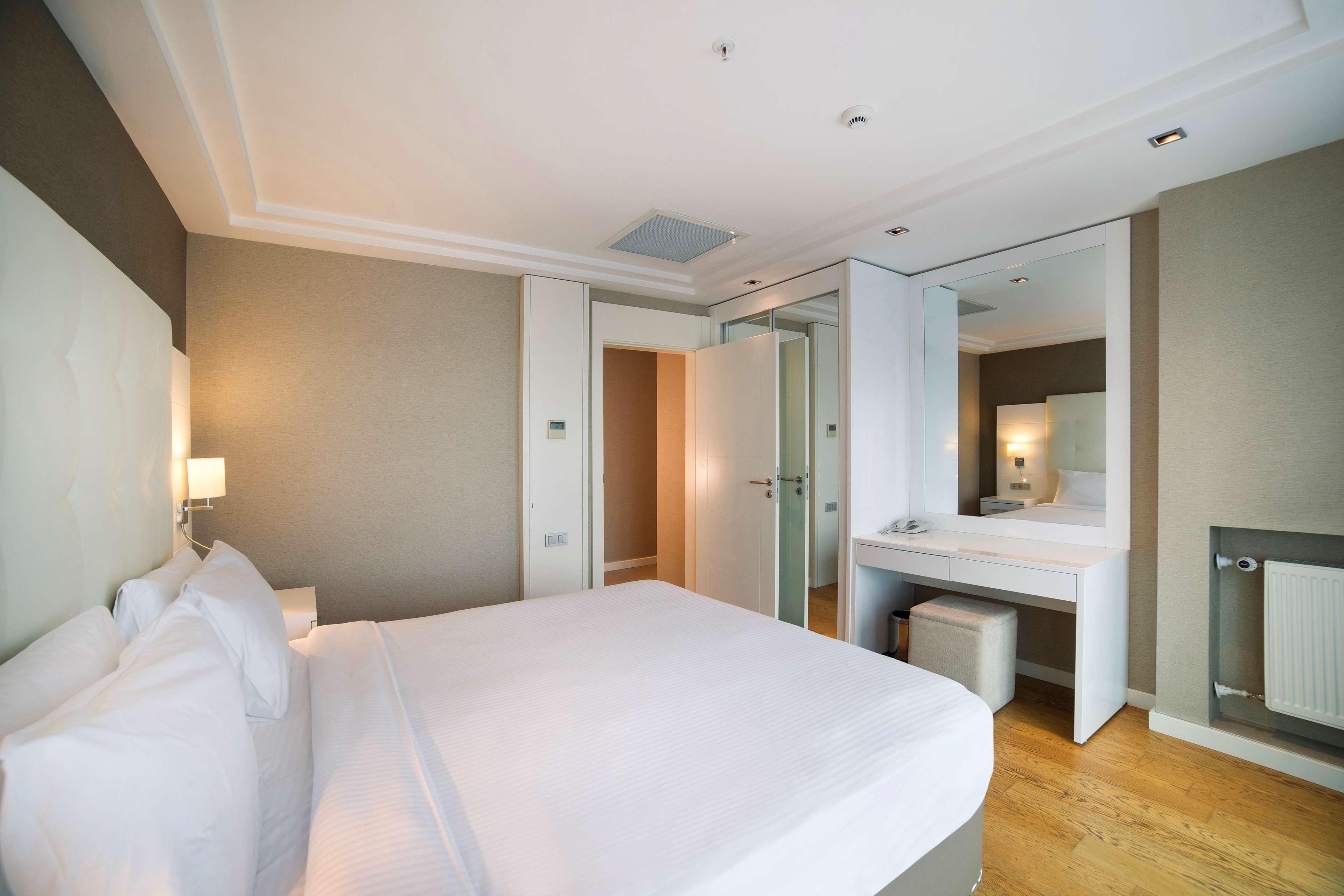 Radisson Residences Avrupa TEM Estambul Exterior foto