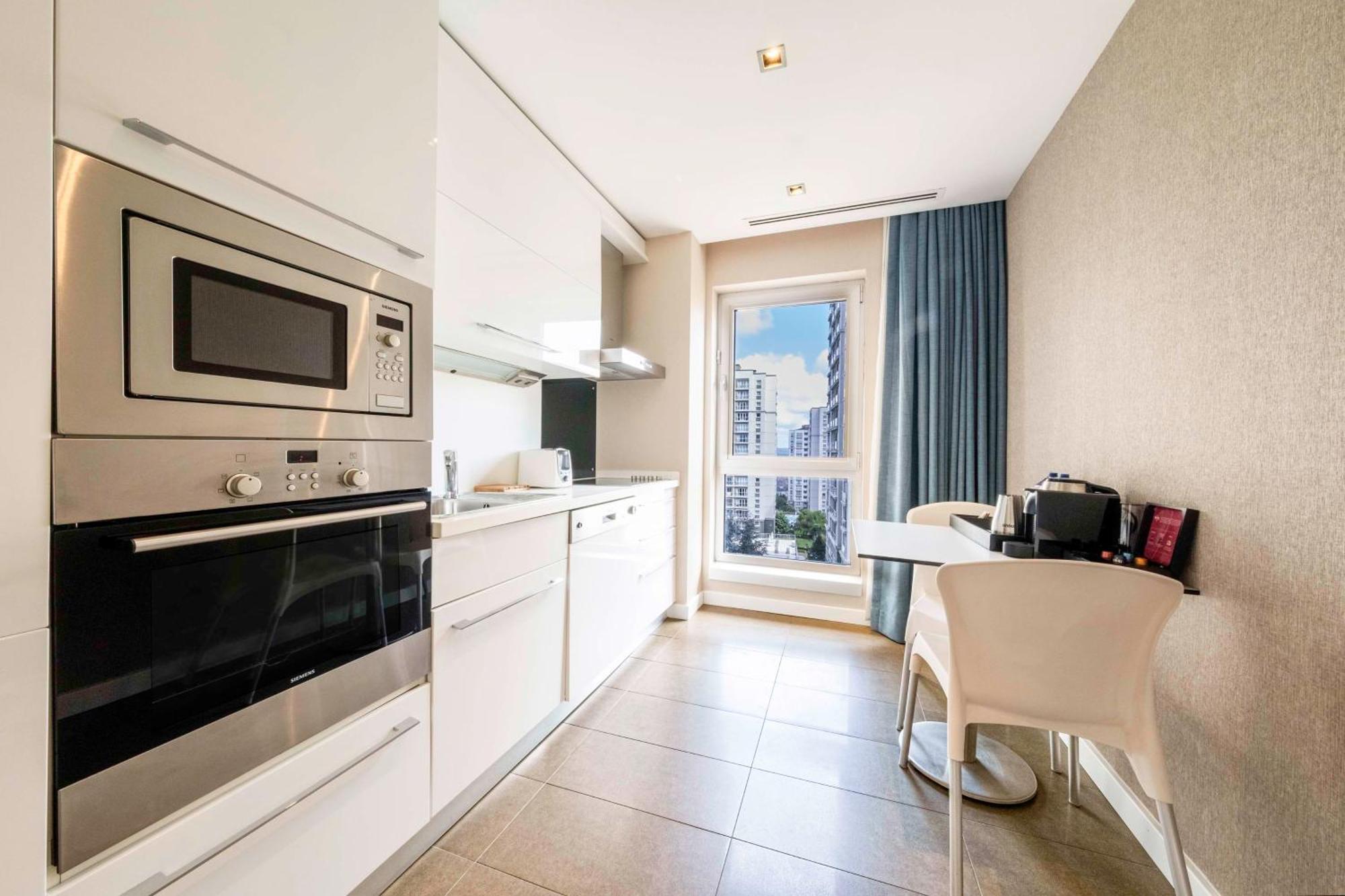 Radisson Residences Avrupa TEM Estambul Exterior foto